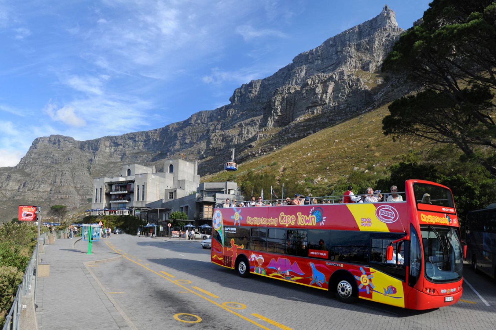 hop-on-hop-off-bus-1